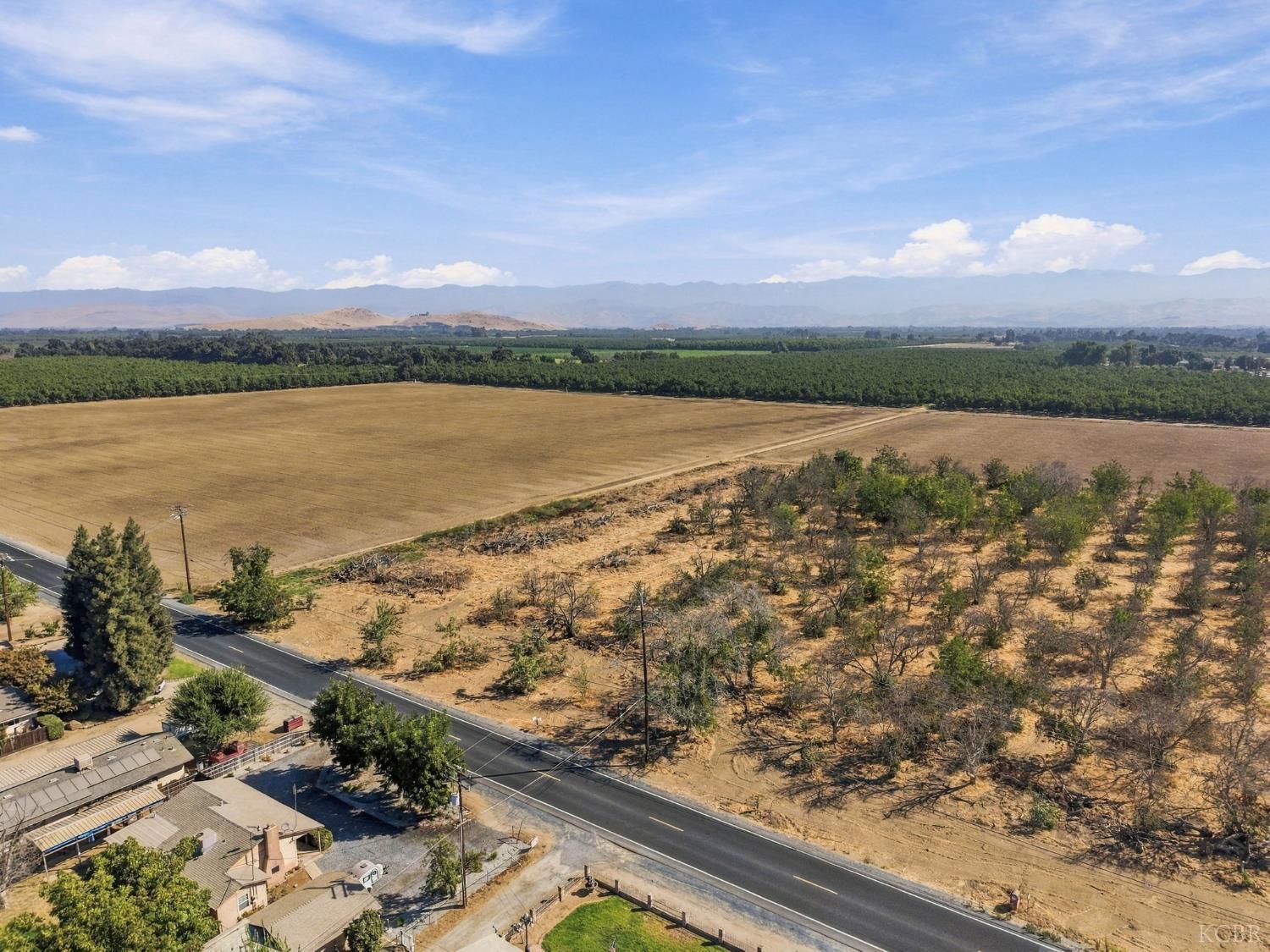 15888 Avenue 296, Visalia, CA 93292