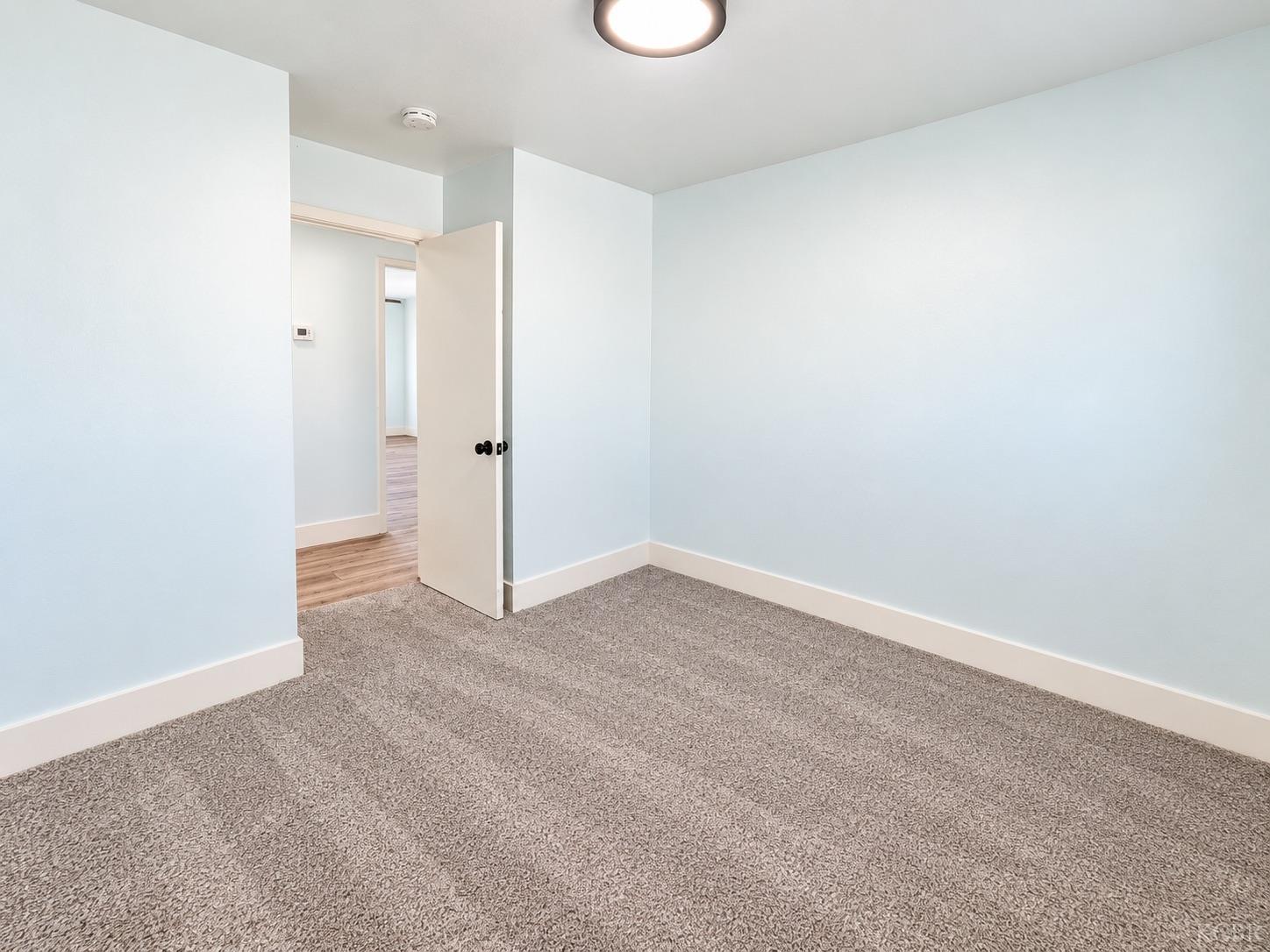 3856 N Hacienda Dr, Fresno, CA 93705