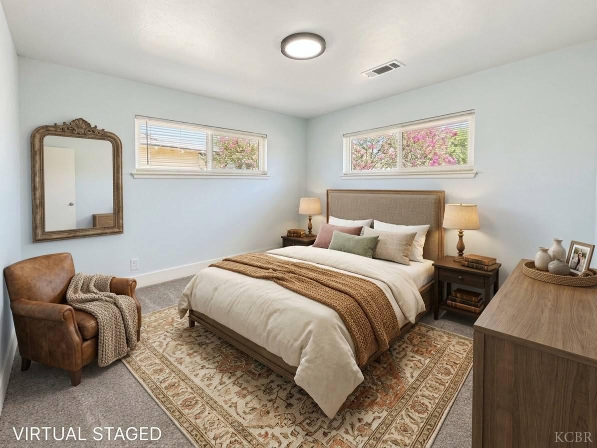 3856 N Hacienda Dr, Fresno, CA 93705