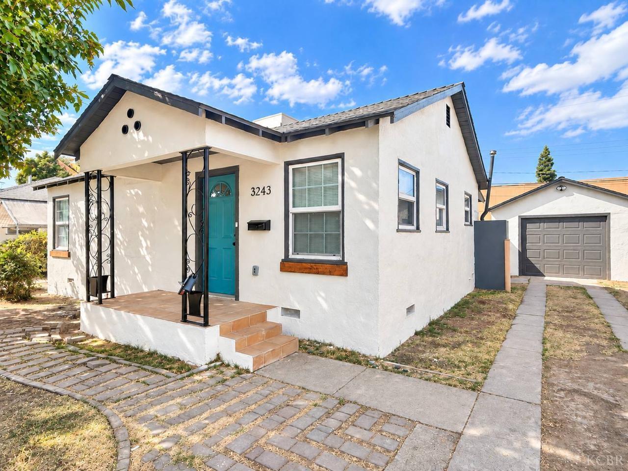 3243 E Platt Ave, Fresno, CA 93702