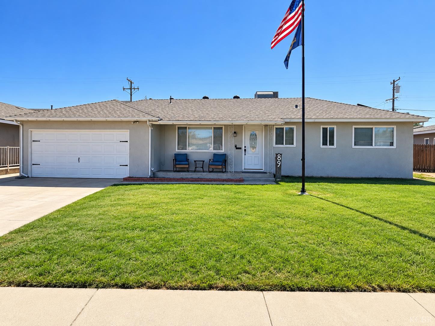 89 W Spring Ln, Lemoore, CA 93245