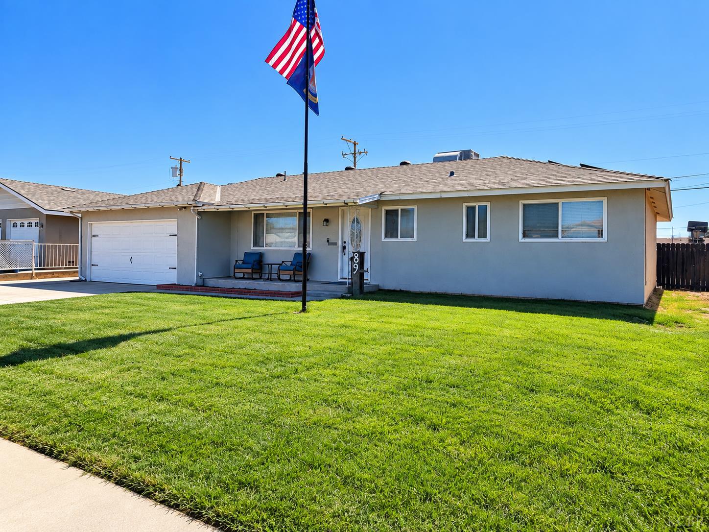 89 W Spring Ln, Lemoore, CA 93245