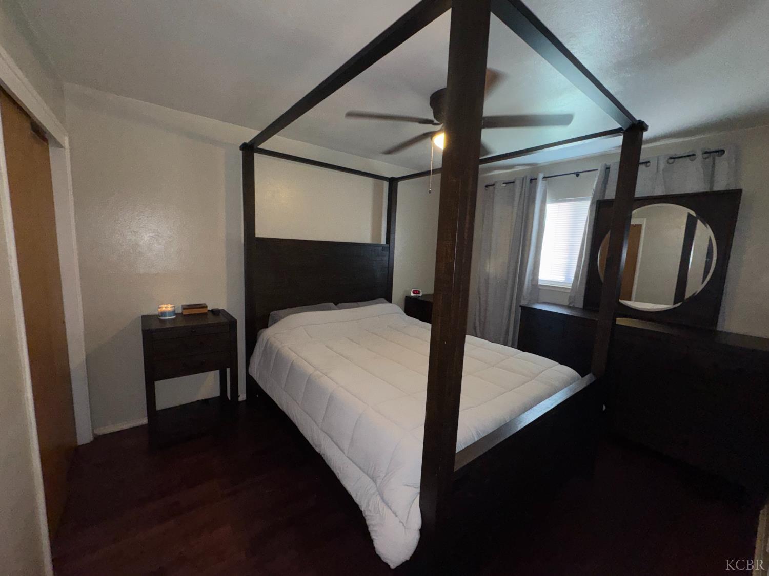 89 W Spring Ln, Lemoore, CA 93245