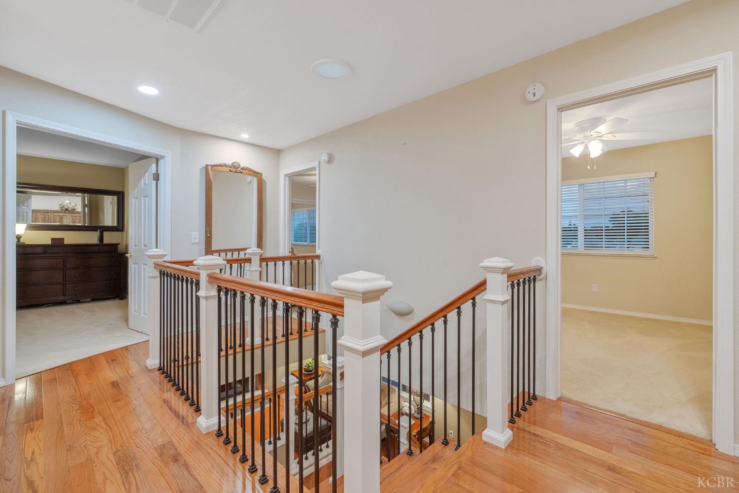 445 Mike Ct, Lemoore, CA 93245