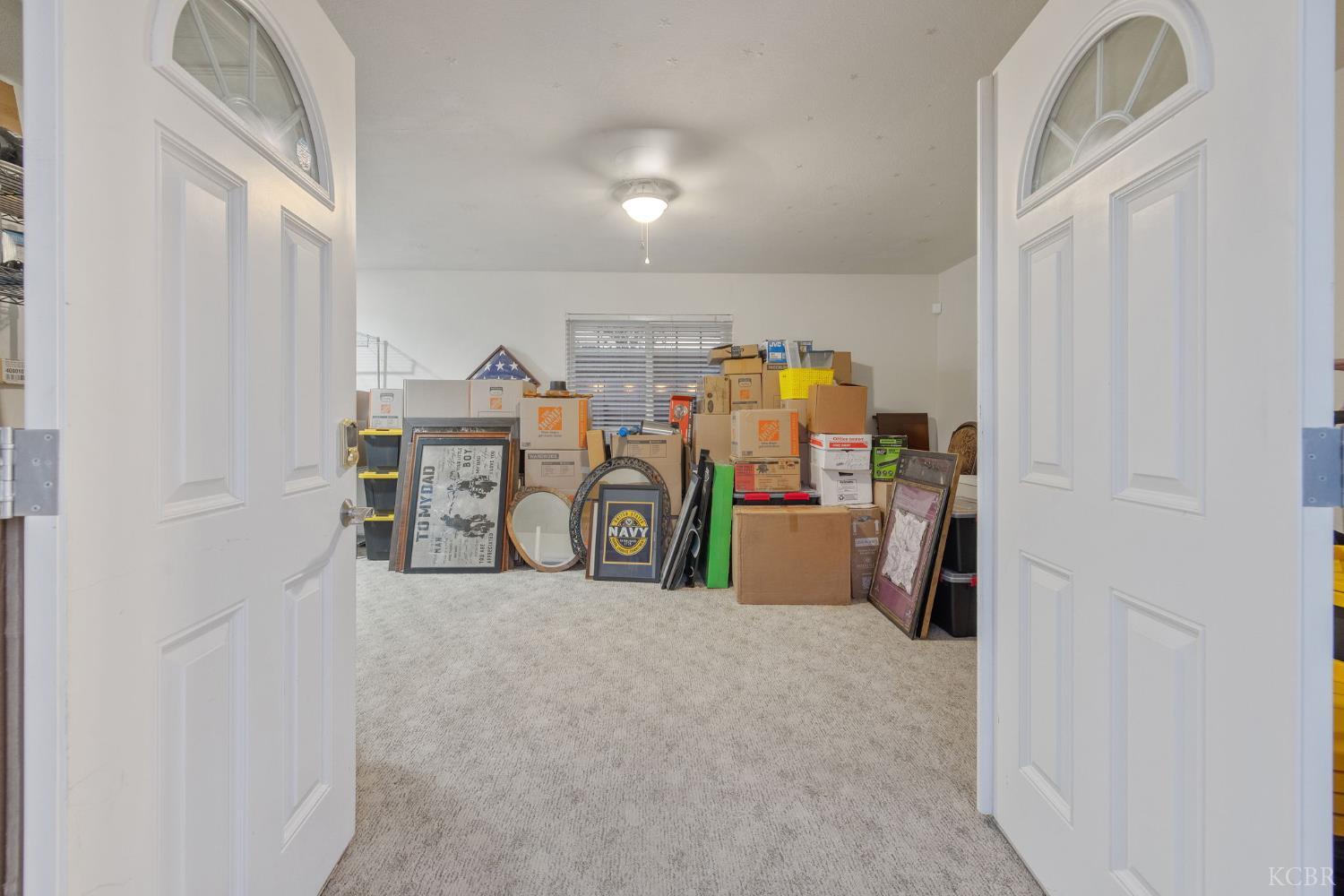 445 Mike Ct, Lemoore, CA 93245