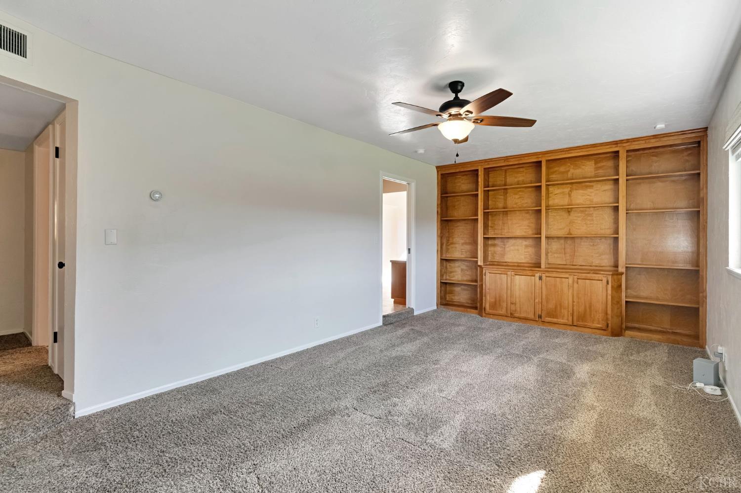 175 E Birch Ave, Hanford, CA 93230