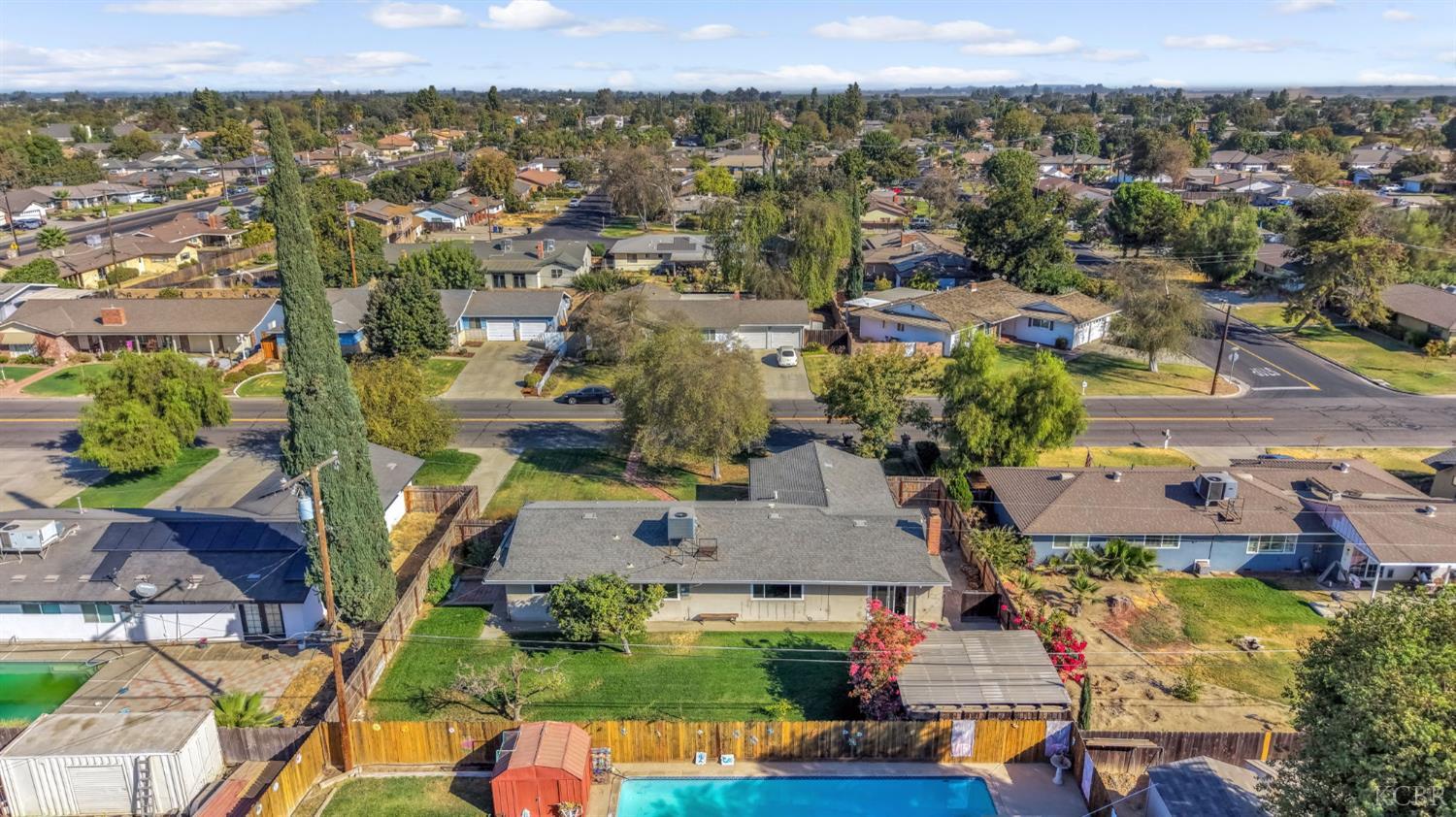 175 E Birch Ave, Hanford, CA 93230