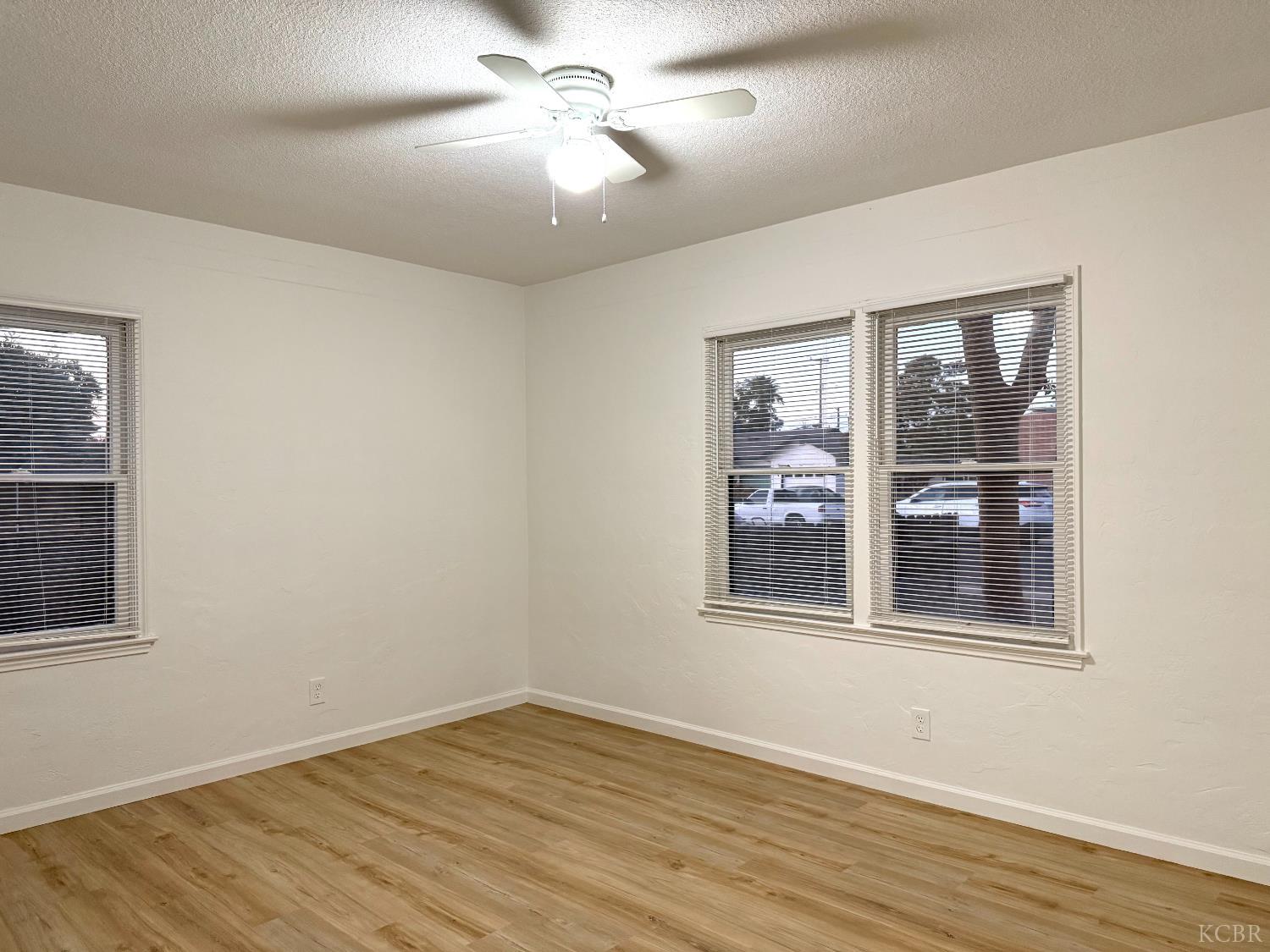 4326 E Brentwood Ave, Fresno, CA 93703