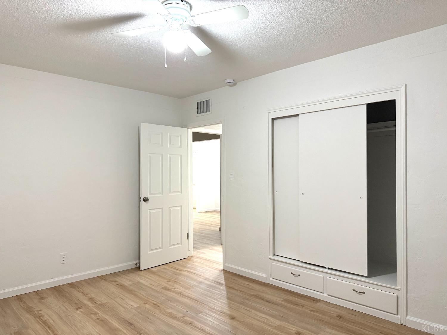 4326 E Brentwood Ave, Fresno, CA 93703