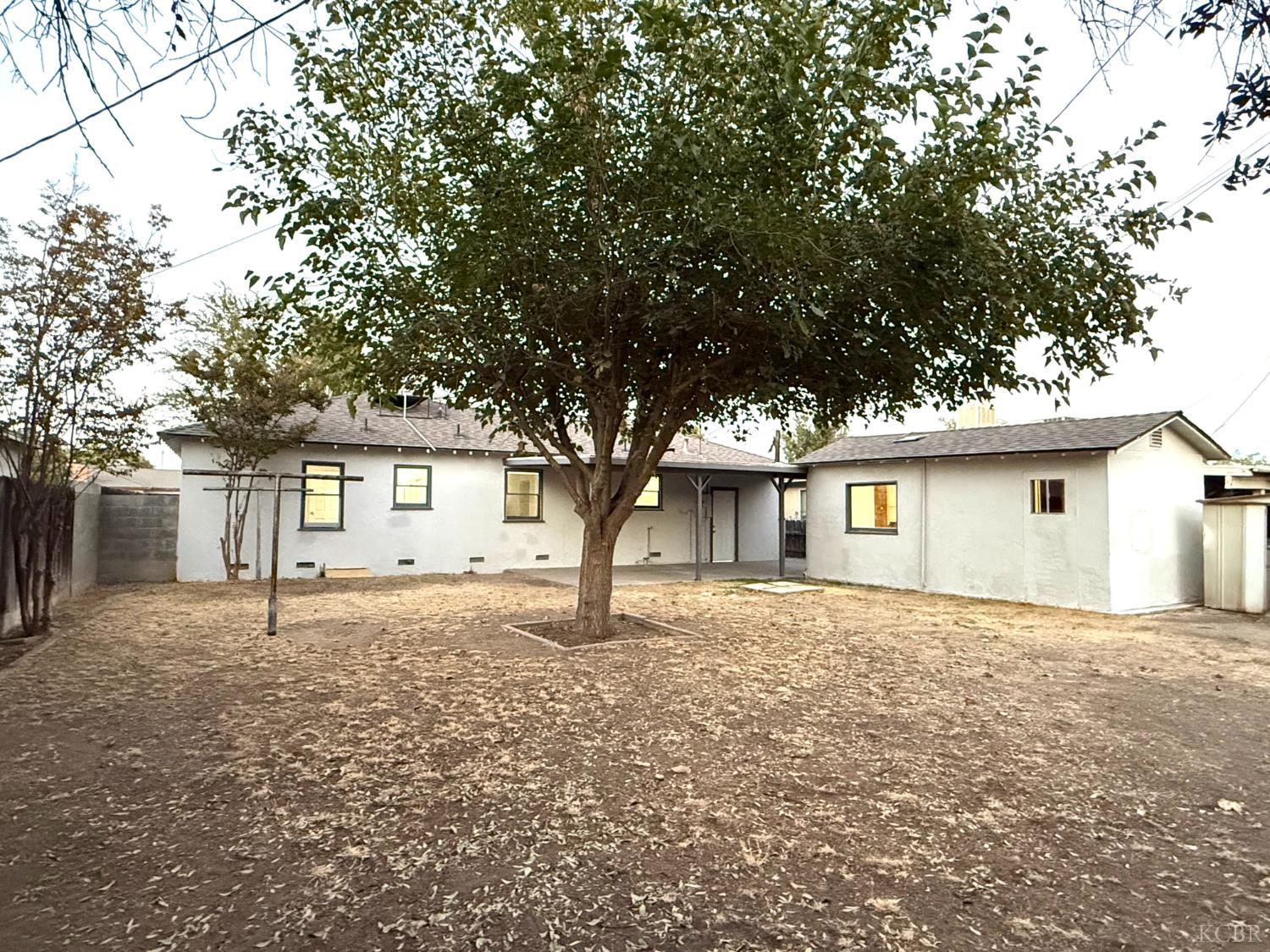 4326 E Brentwood Ave, Fresno, CA 93703