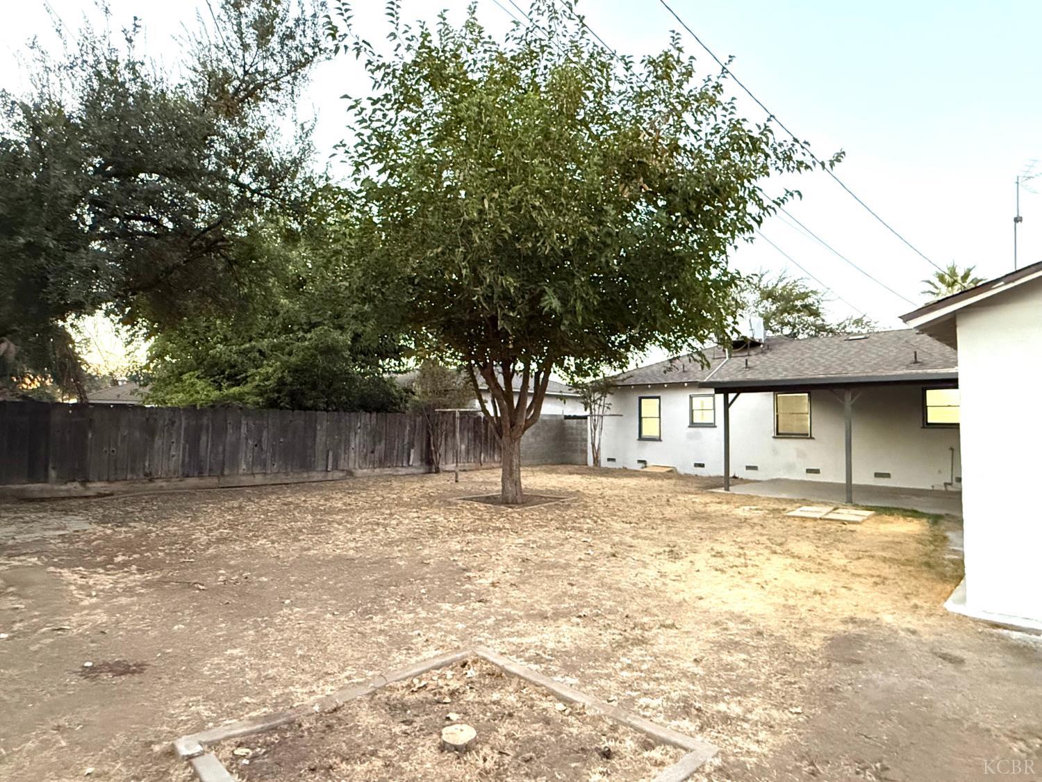 4326 E Brentwood Ave, Fresno, CA 93703