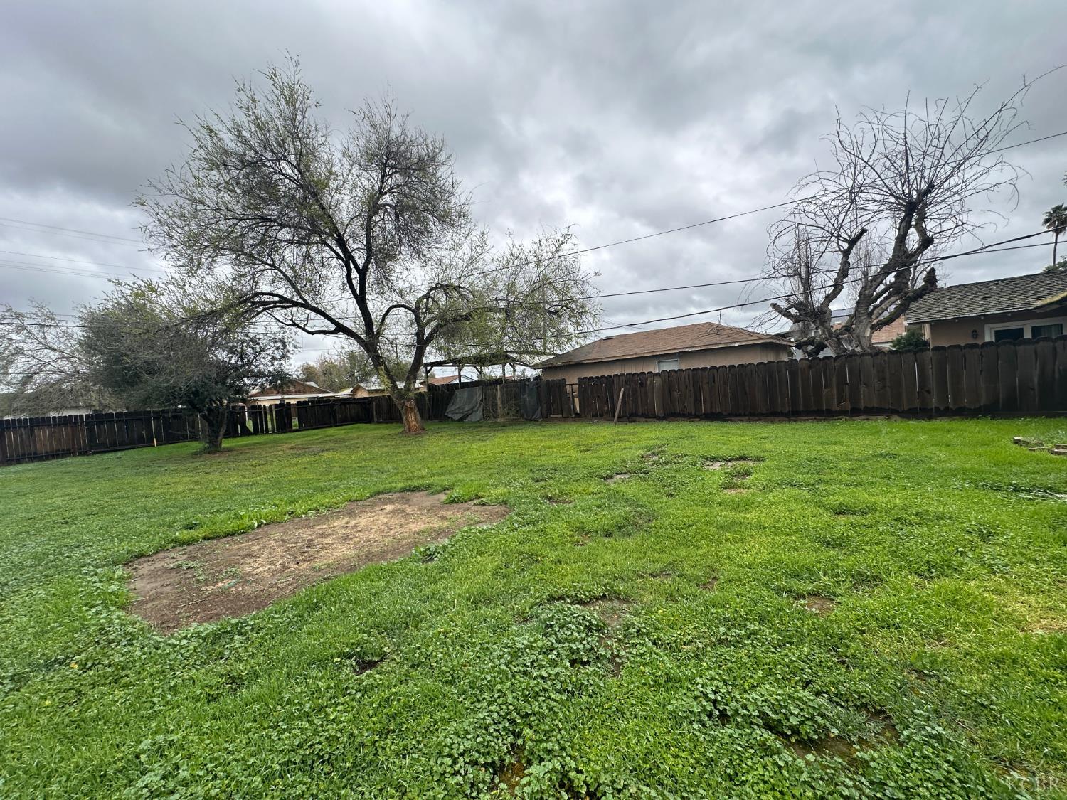 322 Walnut St, Lemoore, CA 93245