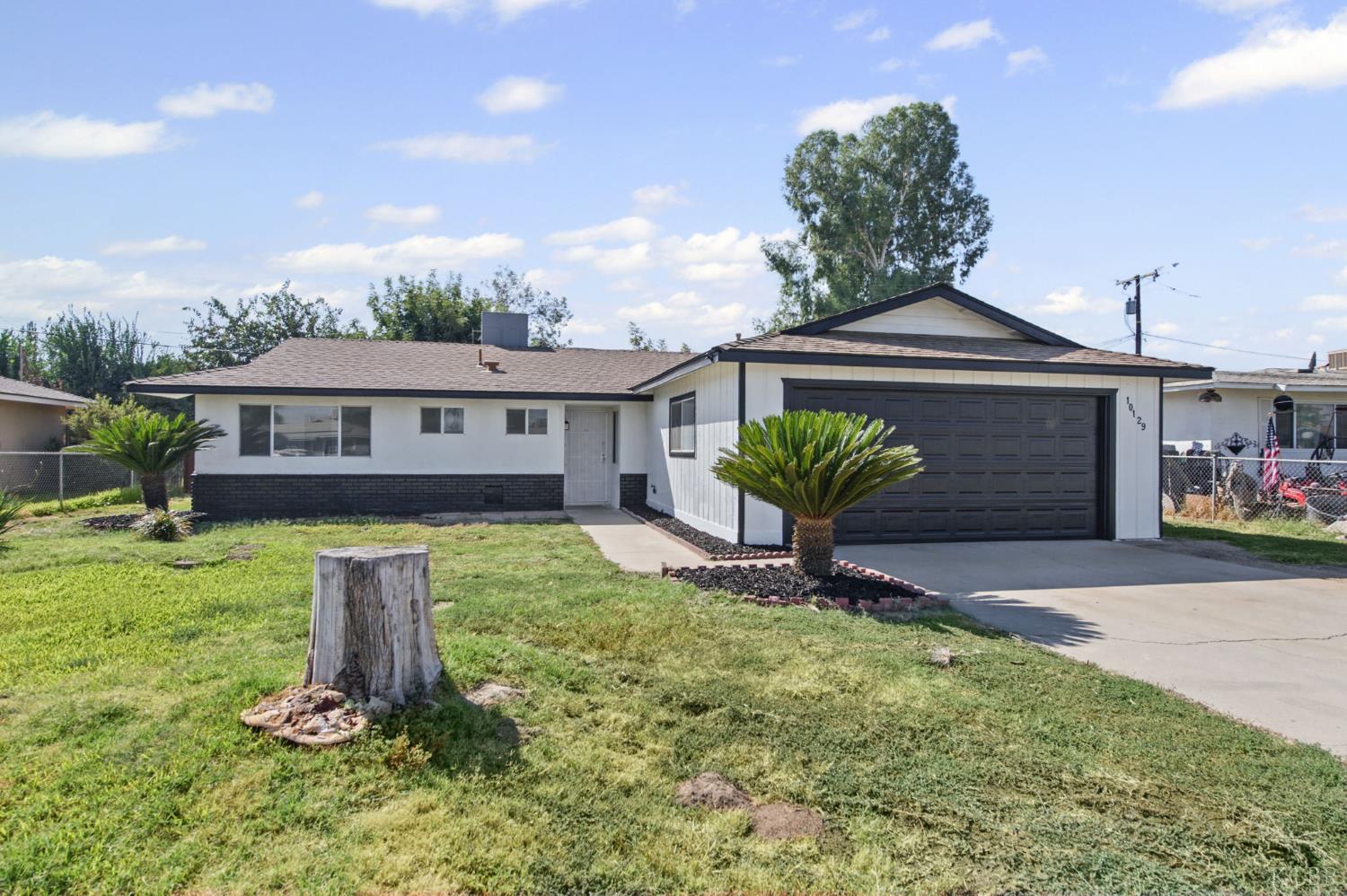 10129 Heath St, Hanford, CA 93230