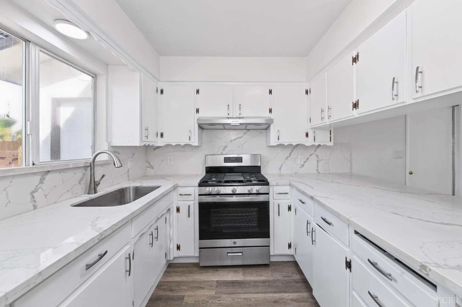 10129 Heath St, Hanford, CA 93230