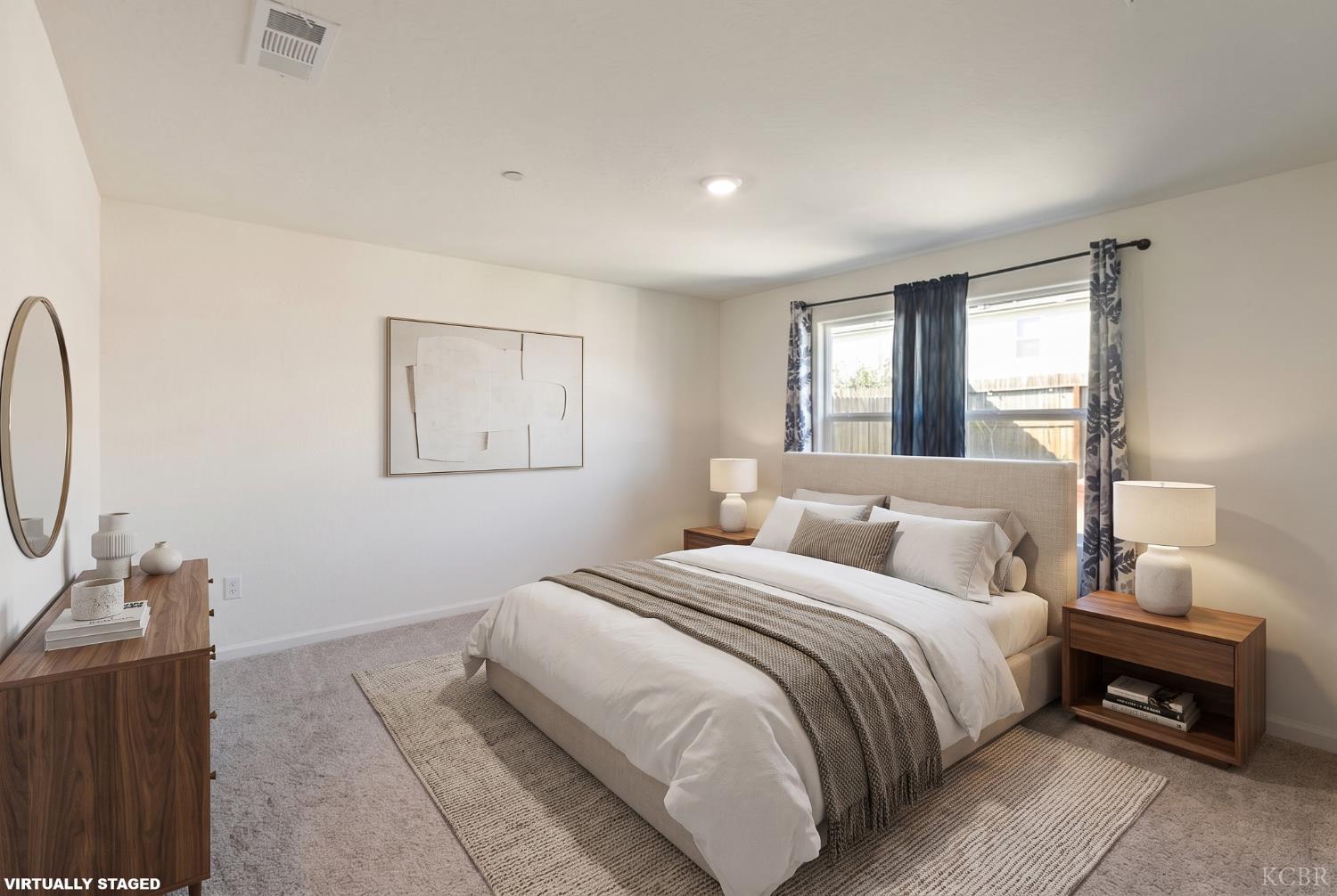 562 W Greenwood Ave, Woodlake, CA 93286