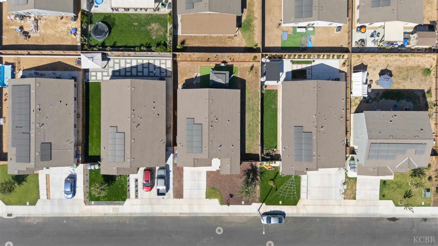 562 W Greenwood Ave, Woodlake, CA 93286