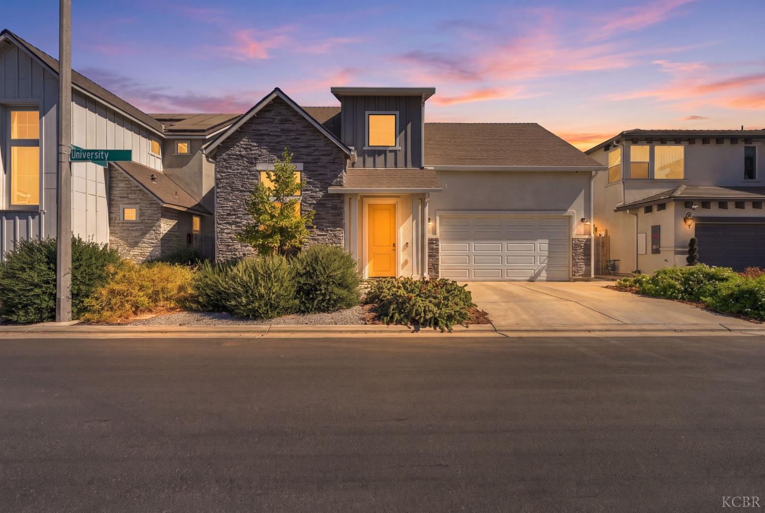 4432 S University St, Visalia, CA 92377