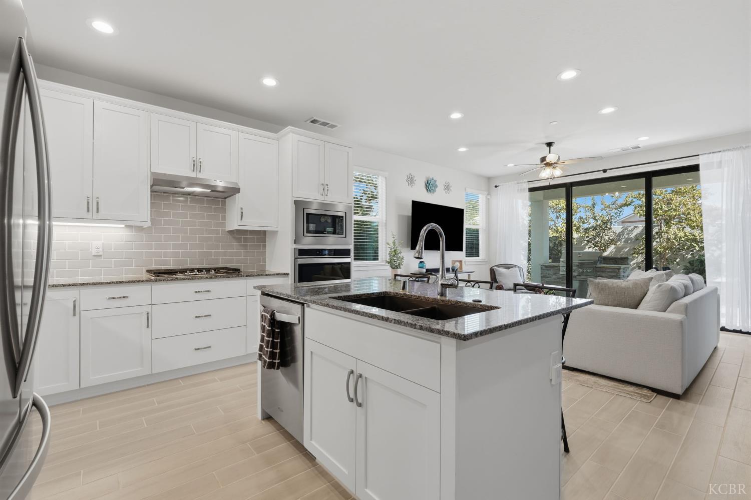 4432 S University St, Visalia, CA 92377