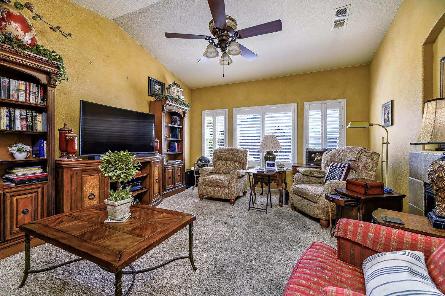 514 Mallard Ave, Lemoore, CA 93245