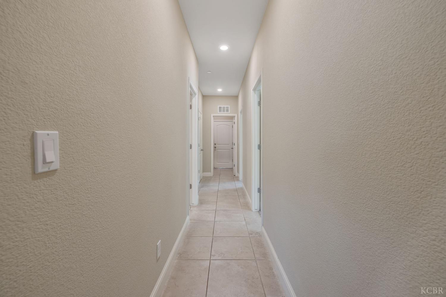 2521 N Fontana St, Visalia, CA 93291