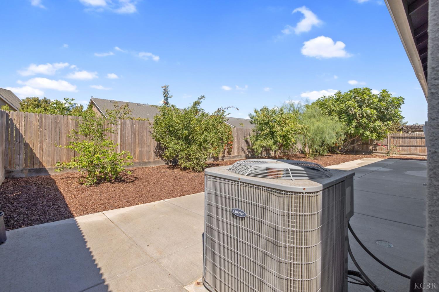 2521 N Fontana St, Visalia, CA 93291