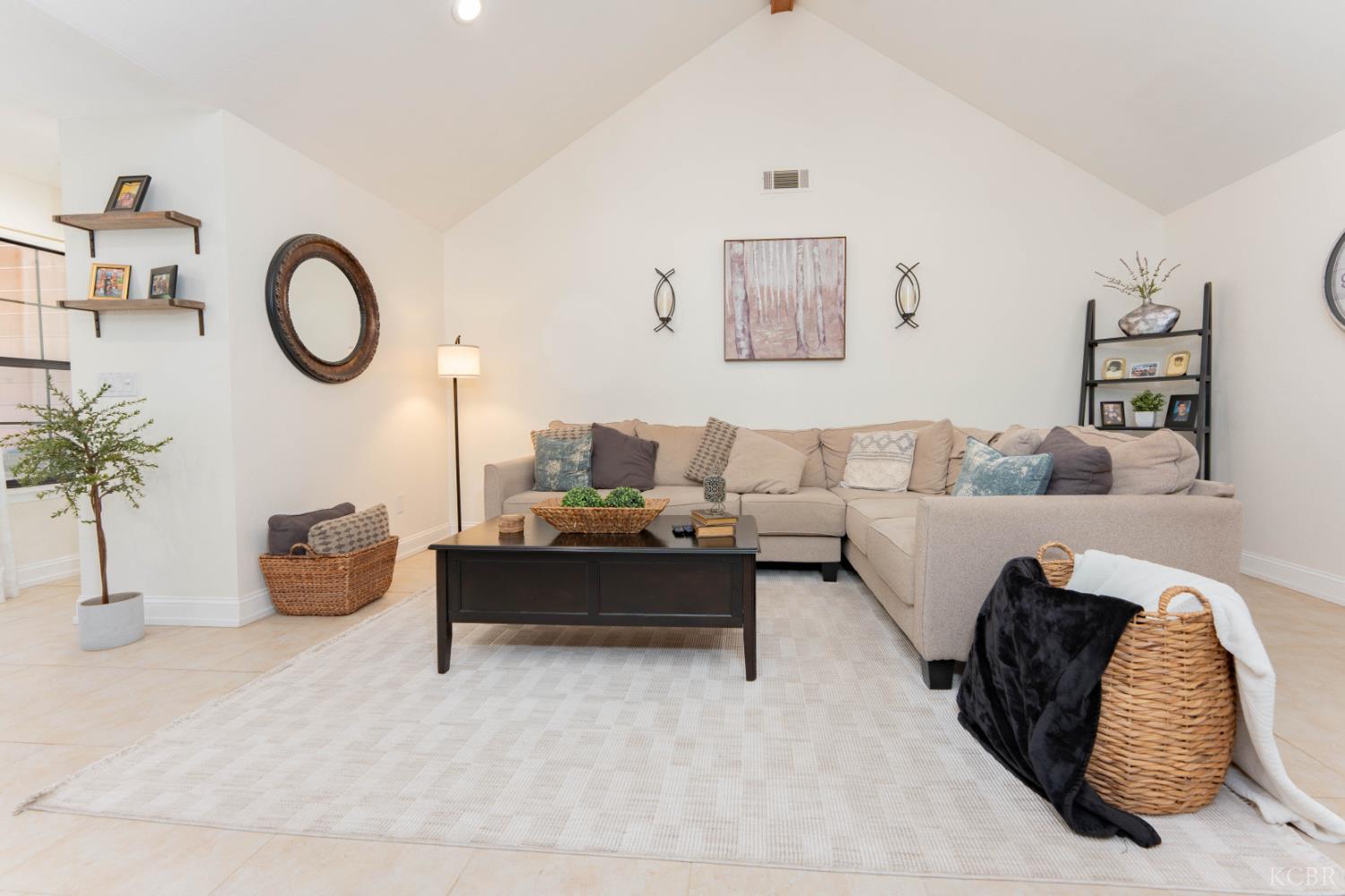 28821 Road 168, Visalia, CA 93292