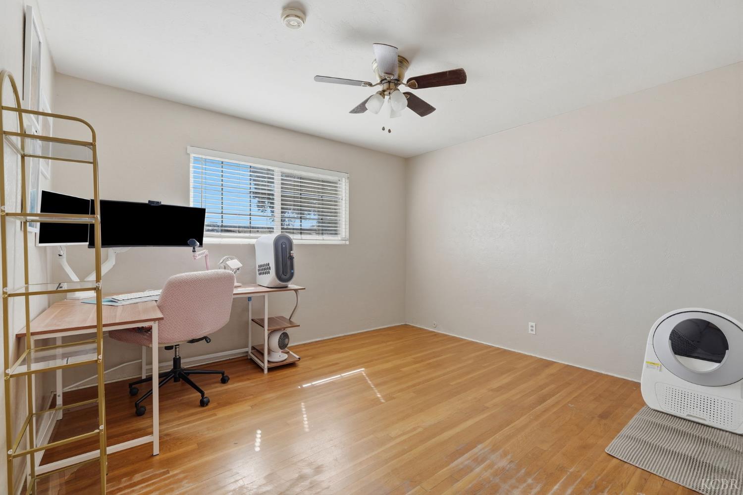 2234 W Cambridge Ave, Visalia, CA 93277