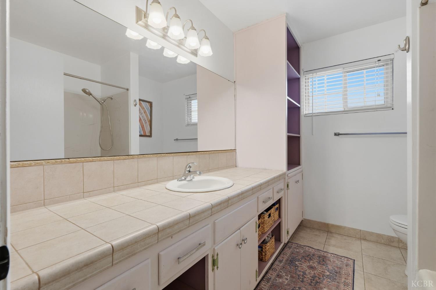 2234 W Cambridge Ave, Visalia, CA 93277