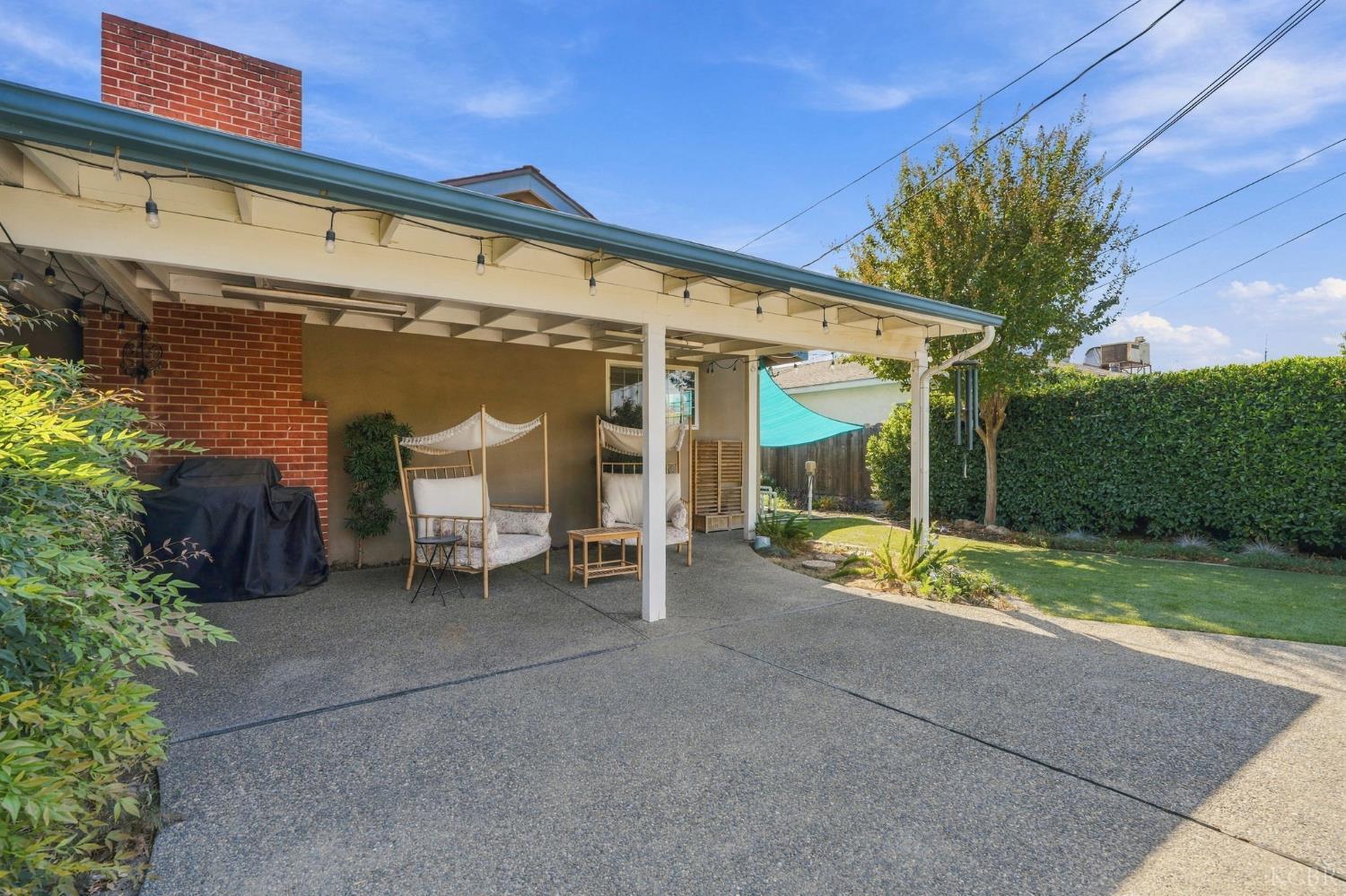 2234 W Cambridge Ave, Visalia, CA 93277