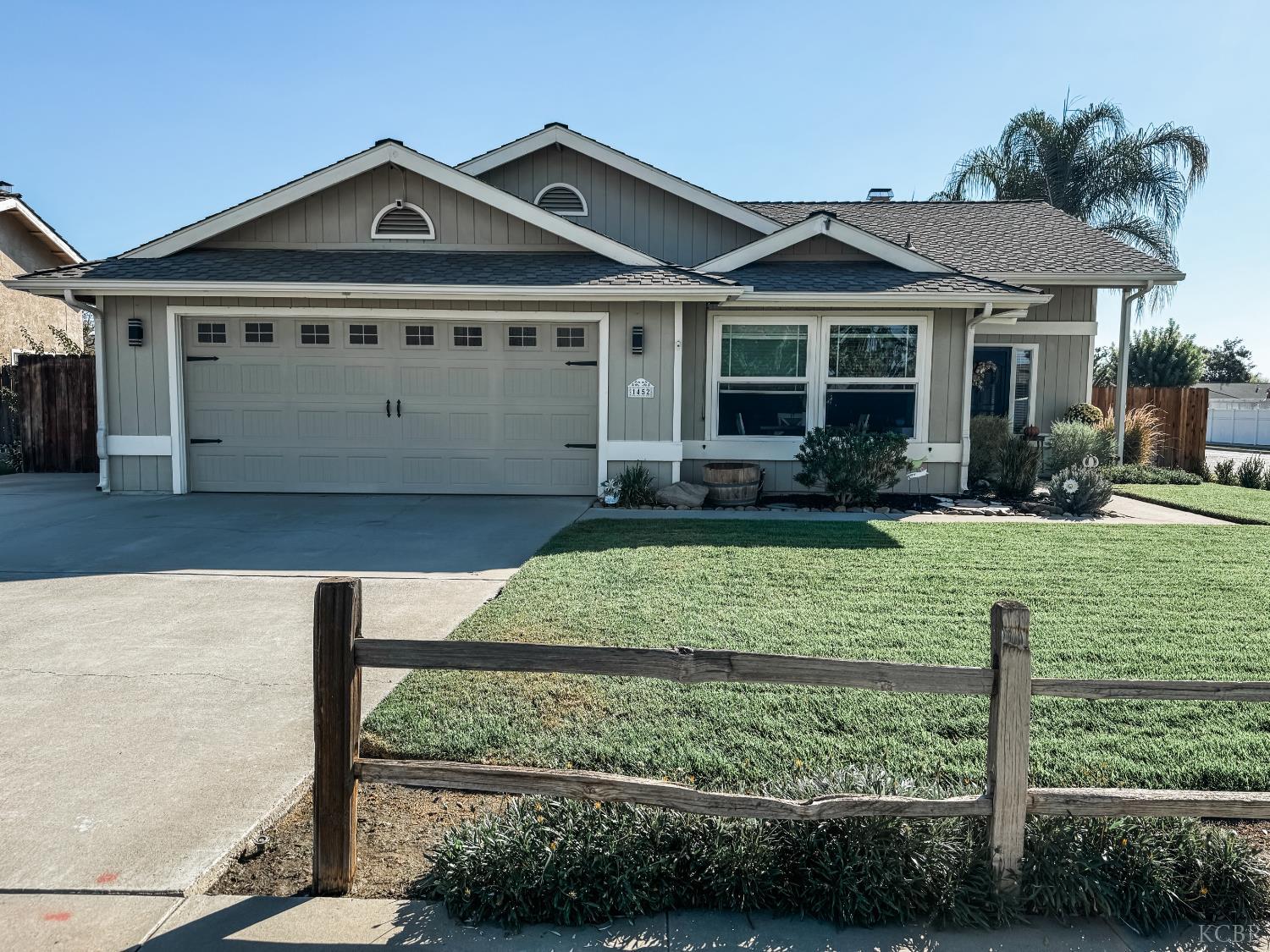 1452 Maple Ct, Lemoore, CA 93245