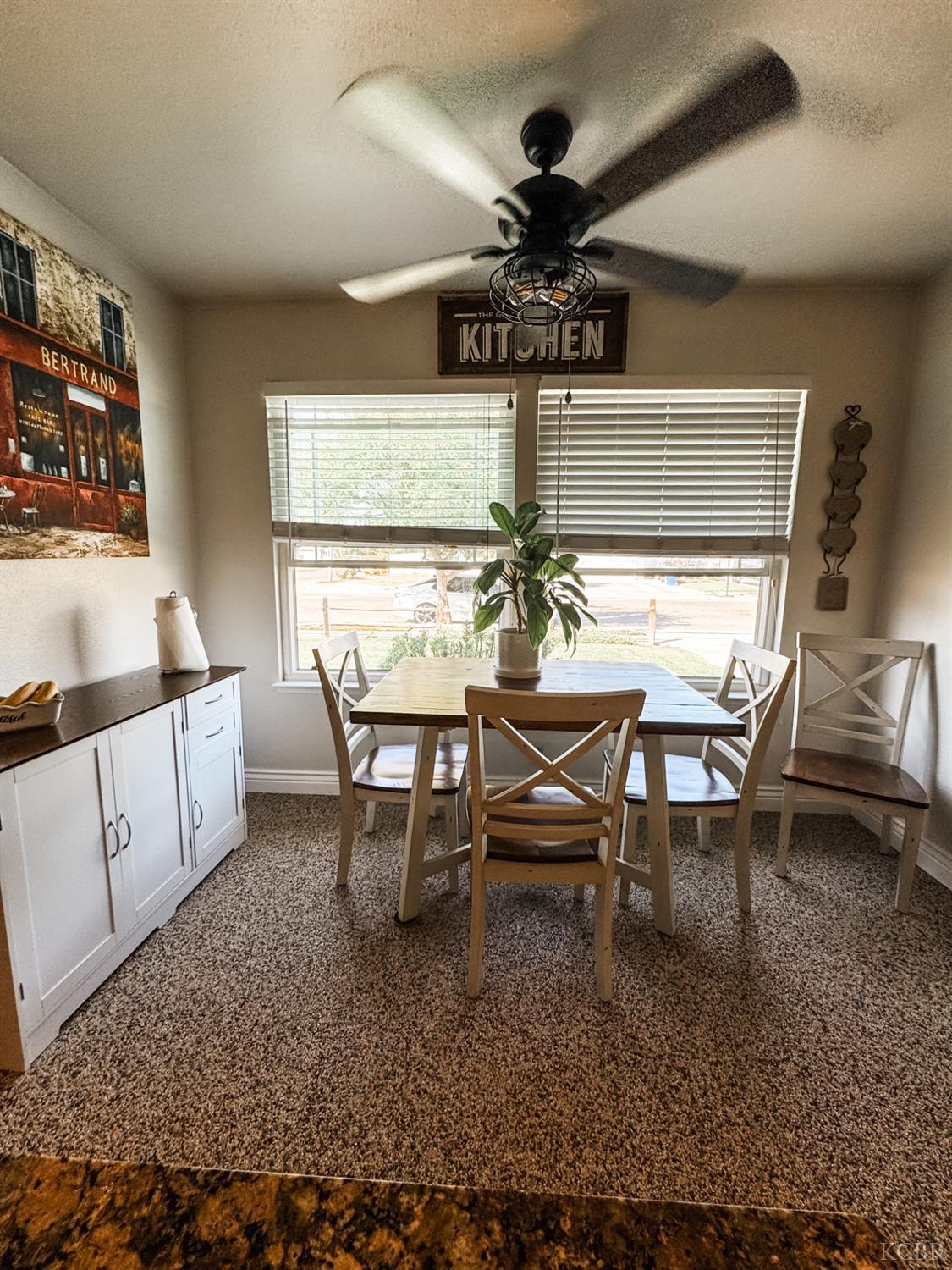 1452 Maple Ct, Lemoore, CA 93245