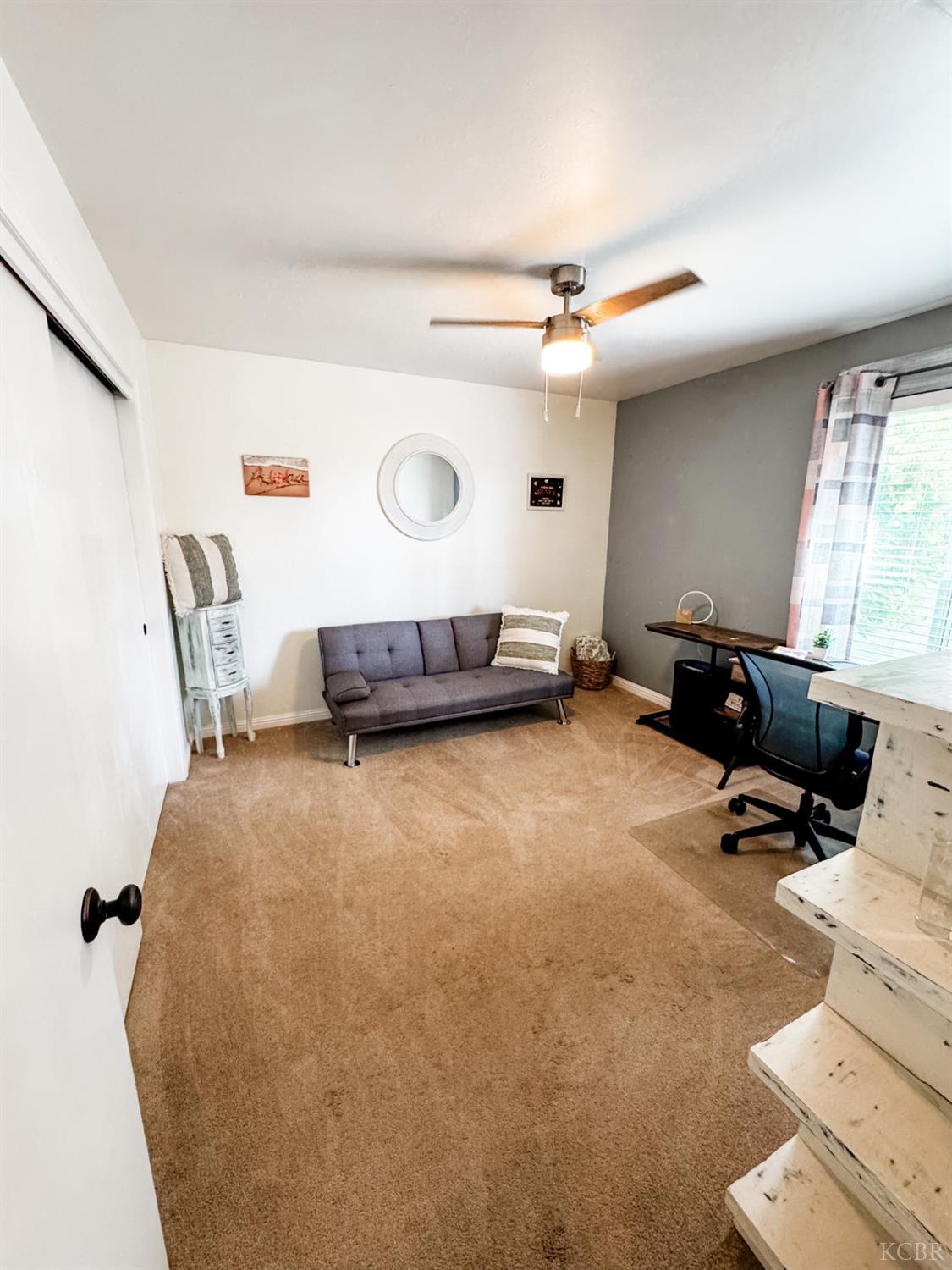 1452 Maple Ct, Lemoore, CA 93245