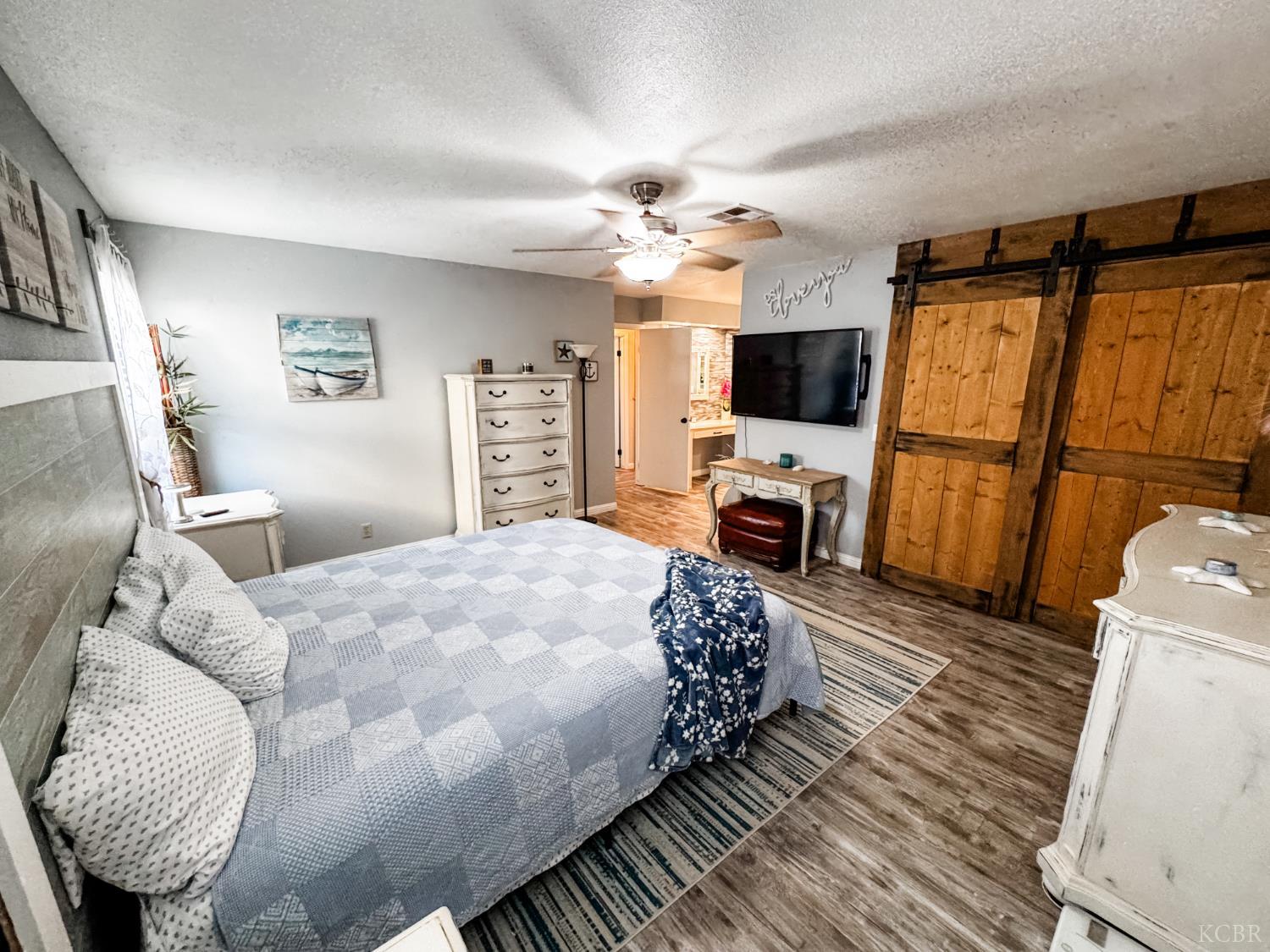 1452 Maple Ct, Lemoore, CA 93245