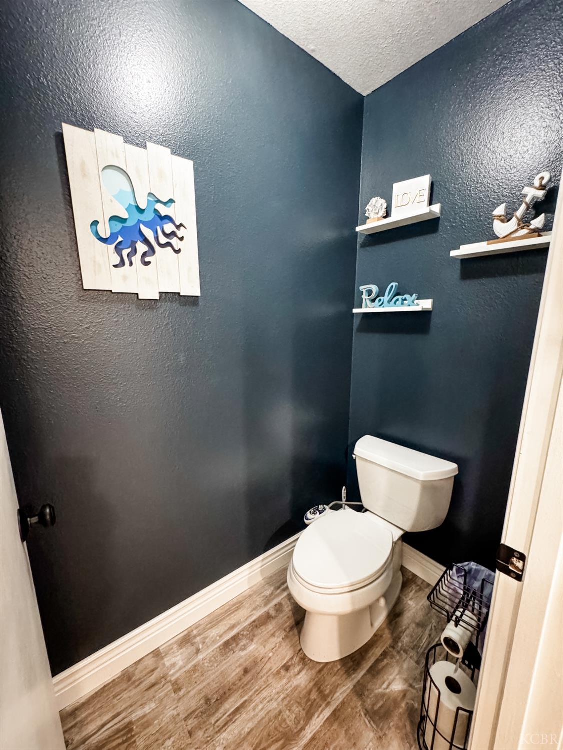 1452 Maple Ct, Lemoore, CA 93245