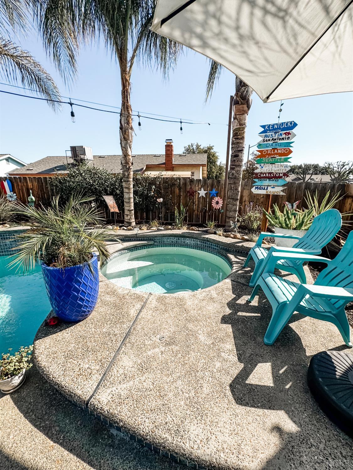 1452 Maple Ct, Lemoore, CA 93245