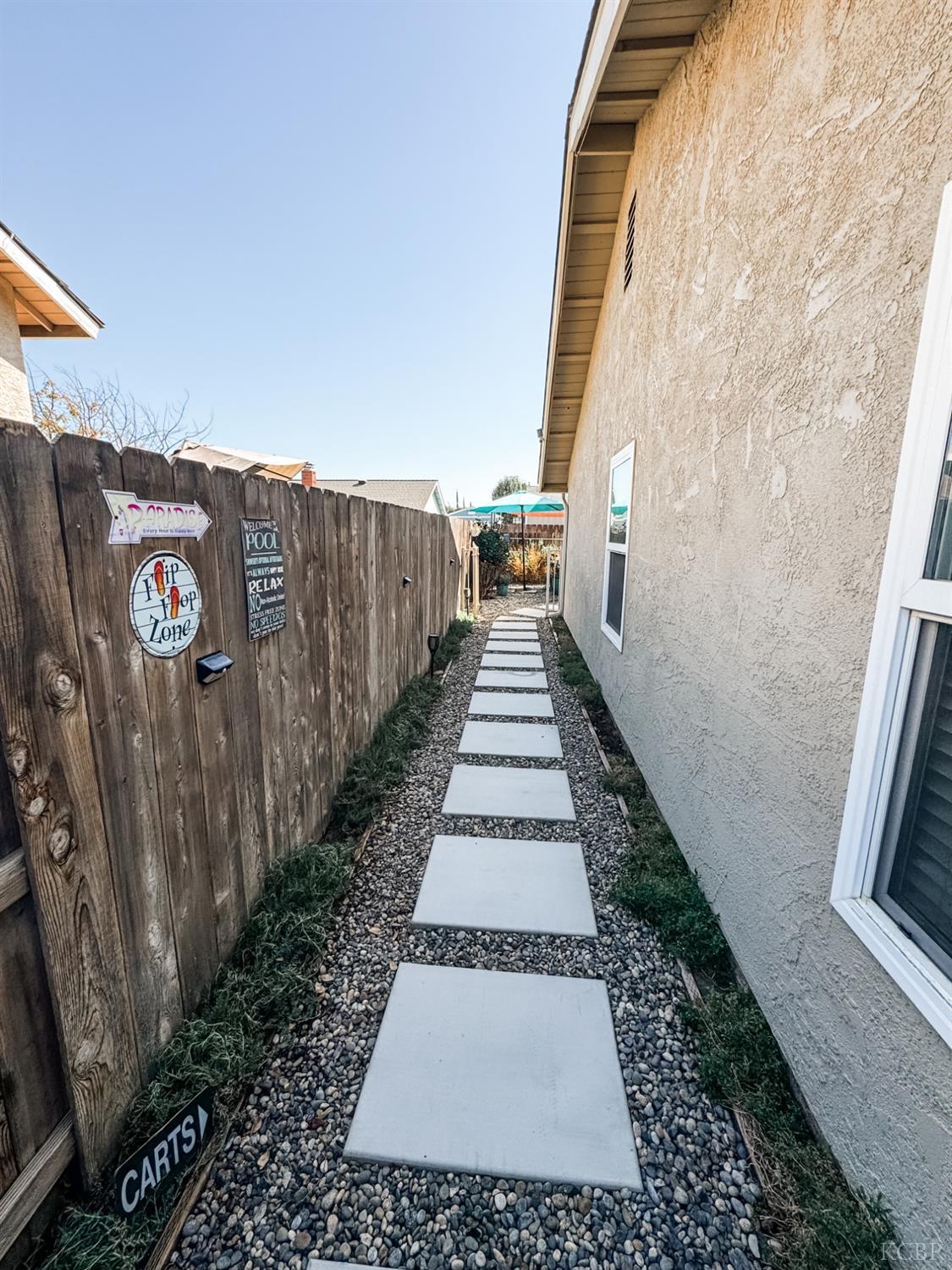 1452 Maple Ct, Lemoore, CA 93245