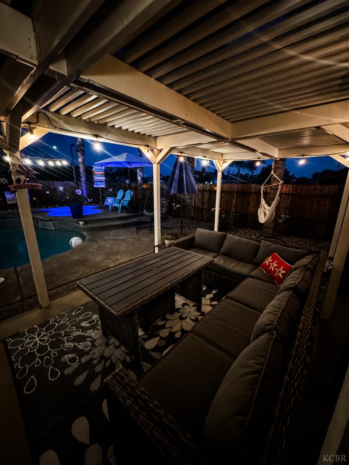 1452 Maple Ct, Lemoore, CA 93245