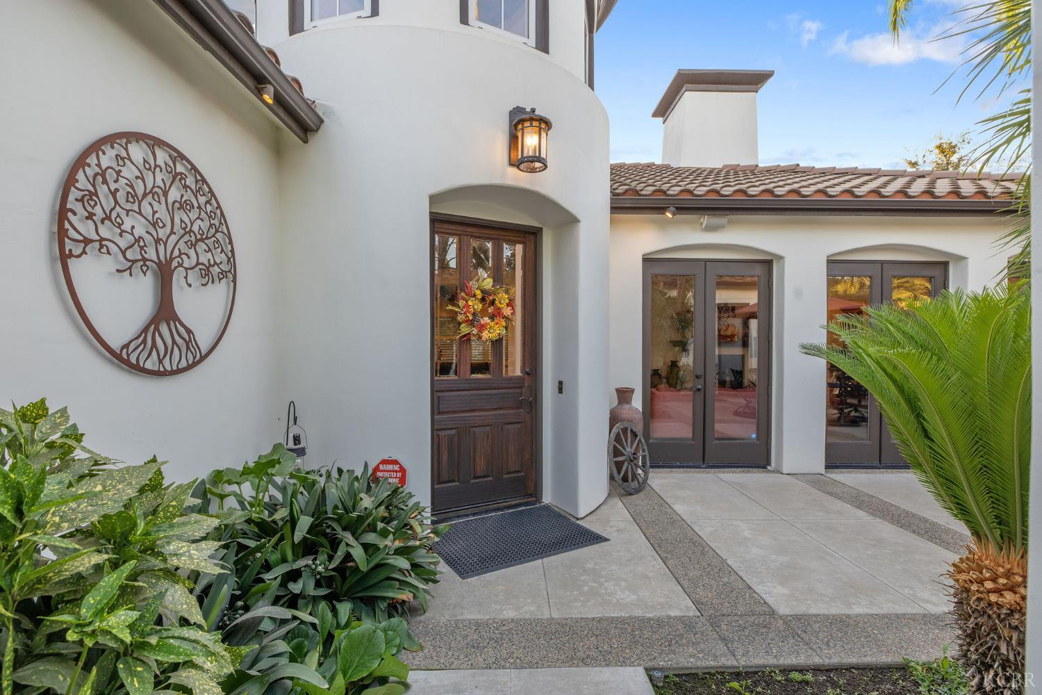 2305 N Teddy St N, Visalia, CA 93291