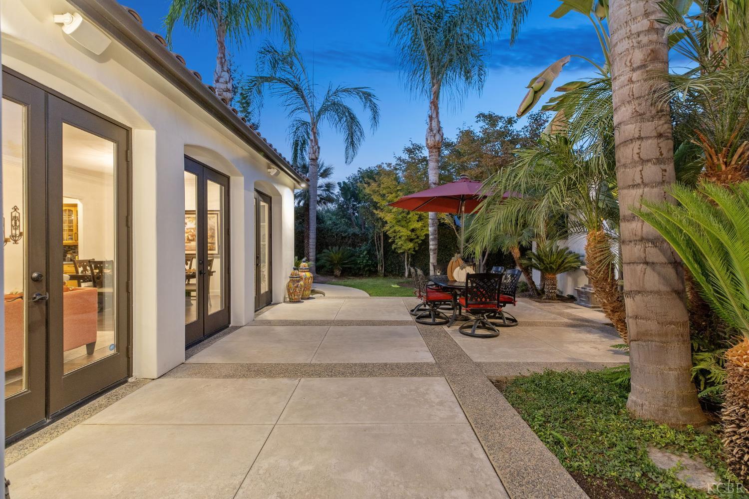 2305 N Teddy St N, Visalia, CA 93291