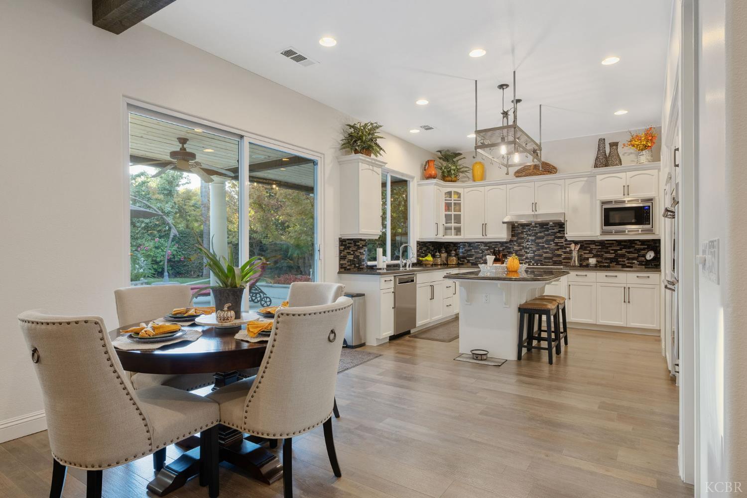 2305 N Teddy St N, Visalia, CA 93291