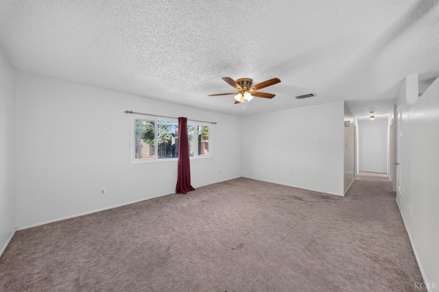 947 Avocado Dr, Lemoore, CA 93245