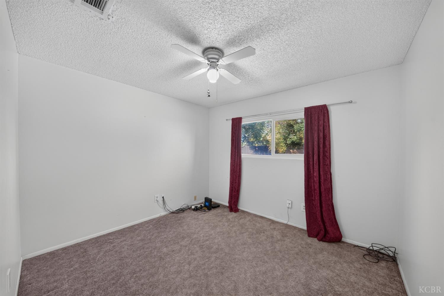 947 Avocado Dr, Lemoore, CA 93245