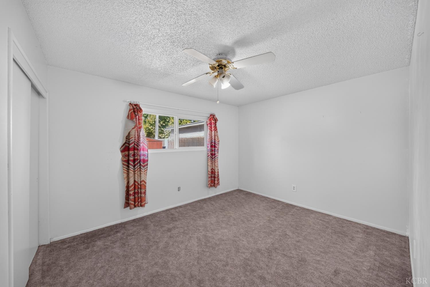 947 Avocado Dr, Lemoore, CA 93245