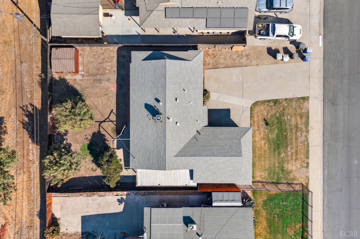 947 Avocado Dr, Lemoore, CA 93245