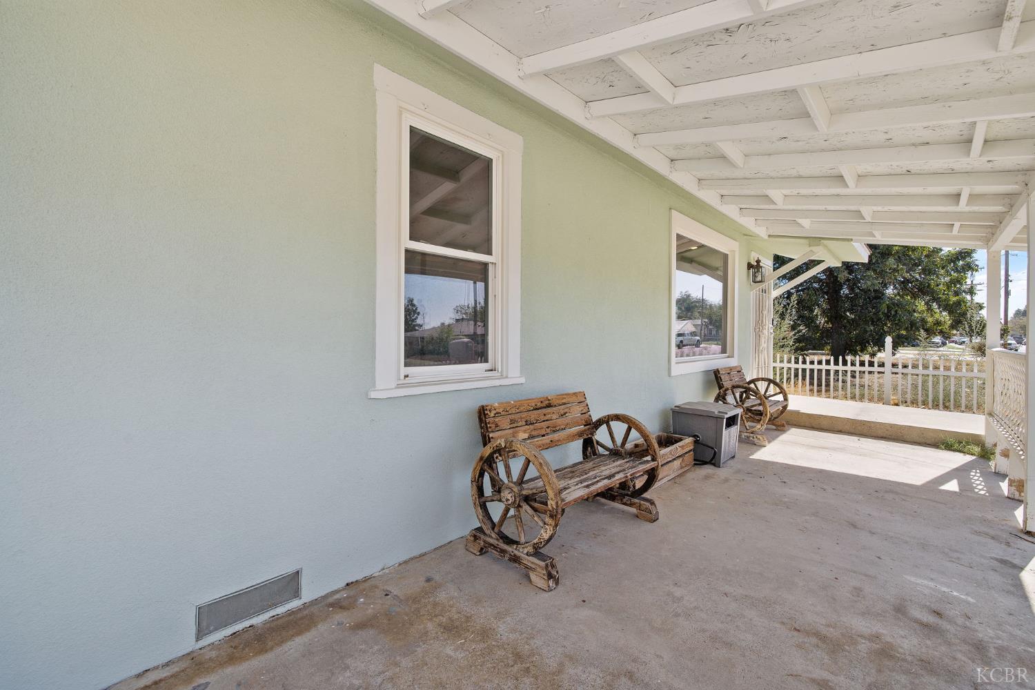 126 Powell Ave, Lemoore, CA 93245