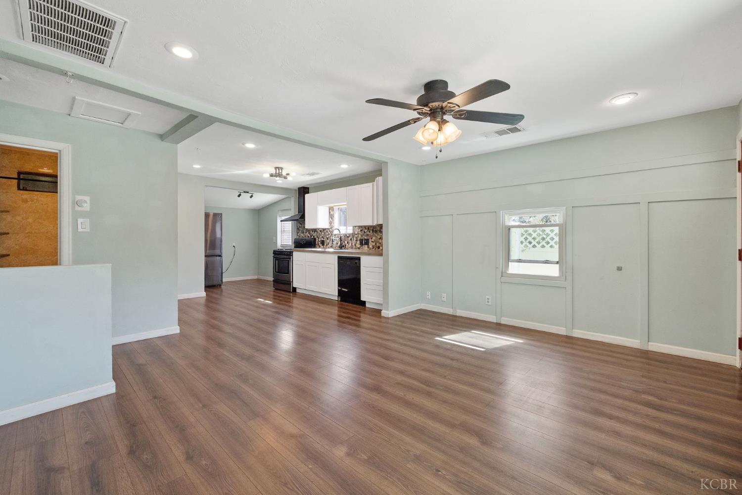 126 Powell Ave, Lemoore, CA 93245