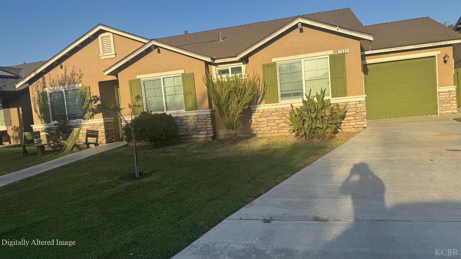 1527 Hume Lake Ave, Corcoran, CA 93212