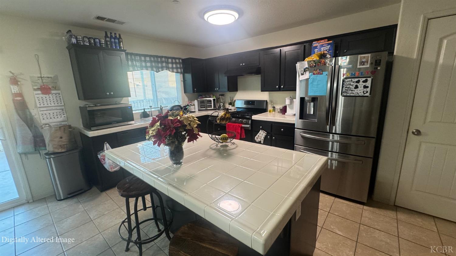 1527 Hume Lake Ave, Corcoran, CA 93212