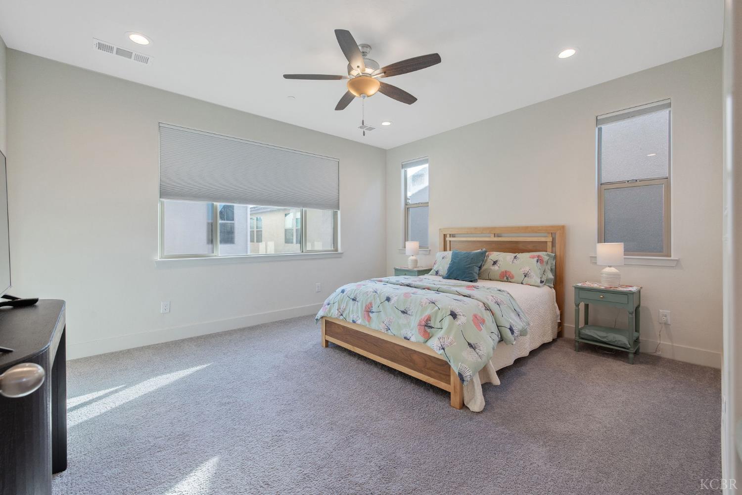 3345 W Florence Ave, Visalia, CA 93277