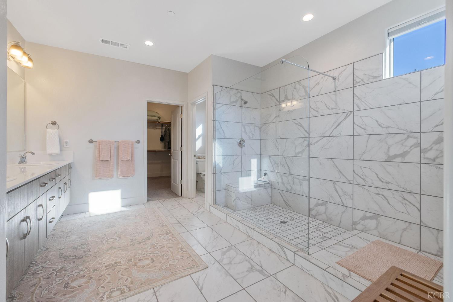 3345 W Florence Ave, Visalia, CA 93277